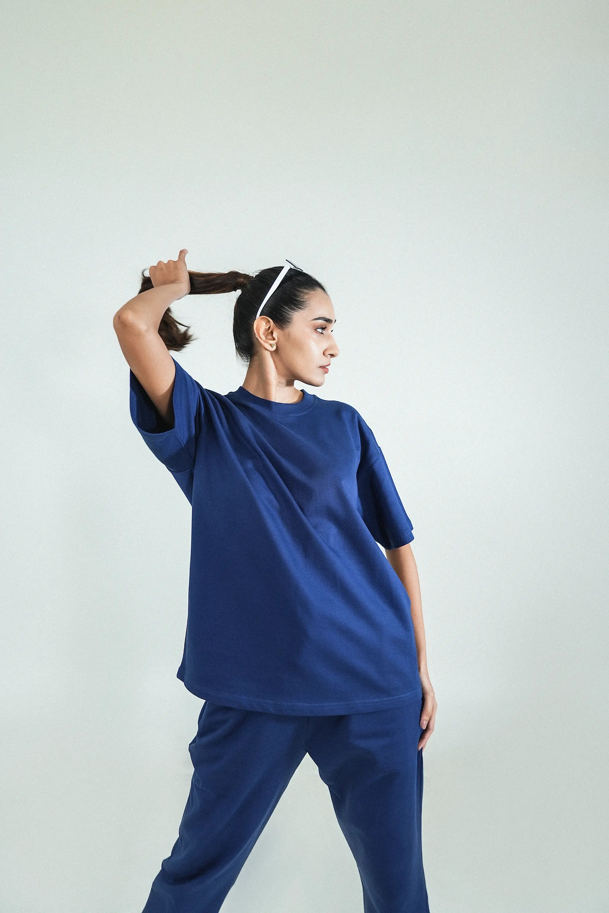 Solid Crew Neck Oversized Tee – Navy Blue