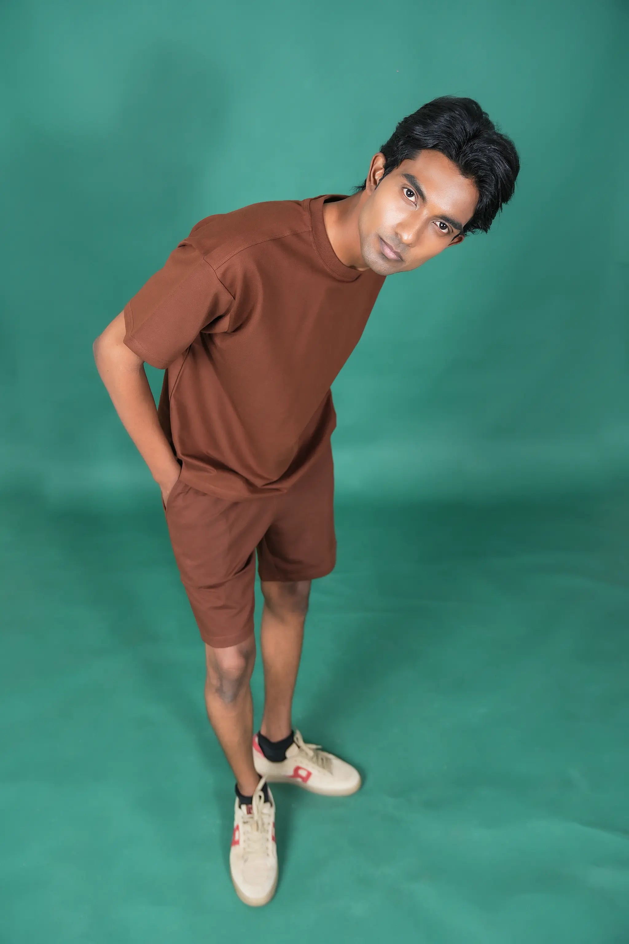 Solid Crew Neck Oversized Tee – Mocha Mousse