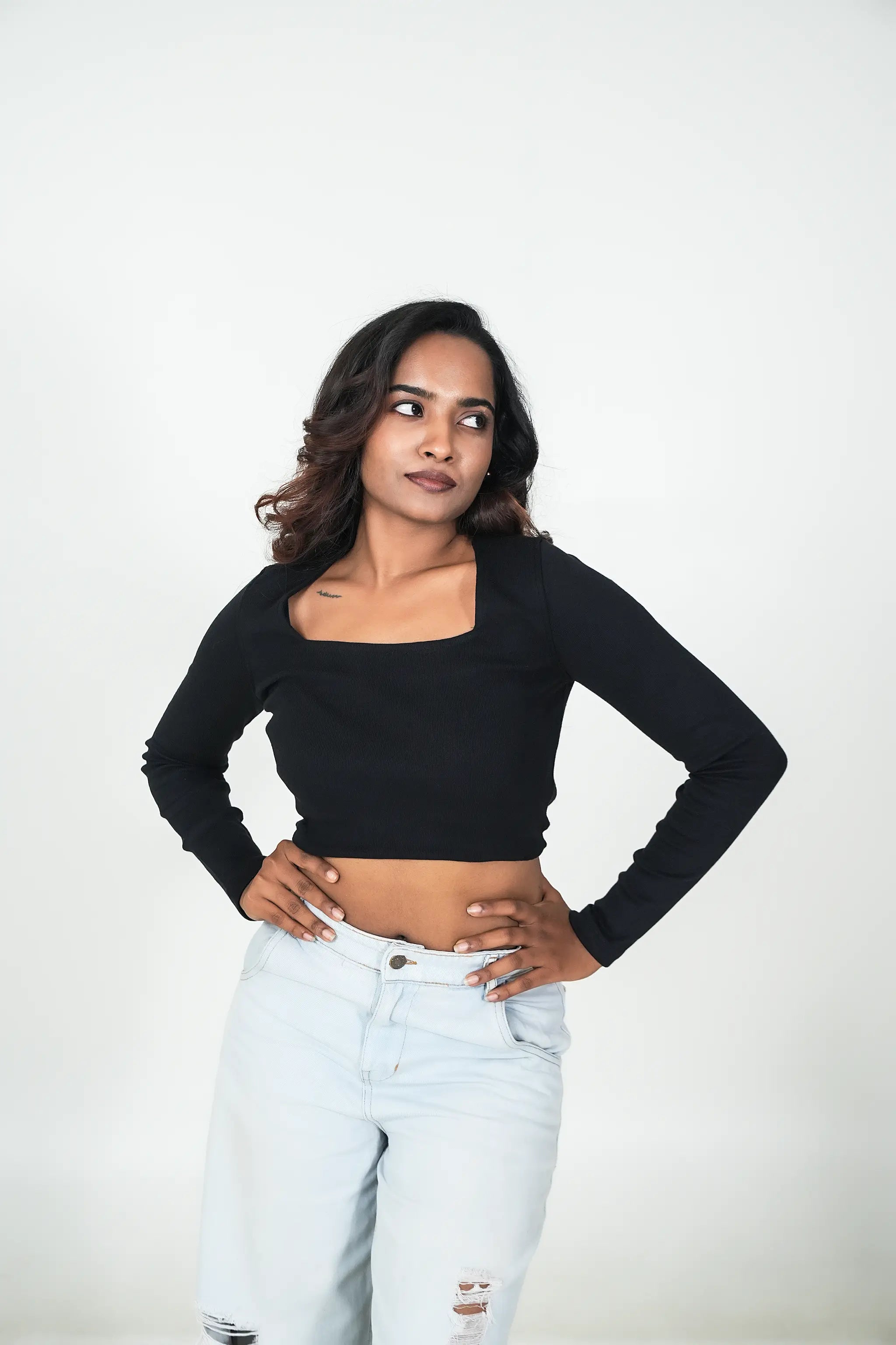 Ribbed Full Sleeve Crop Top – Black