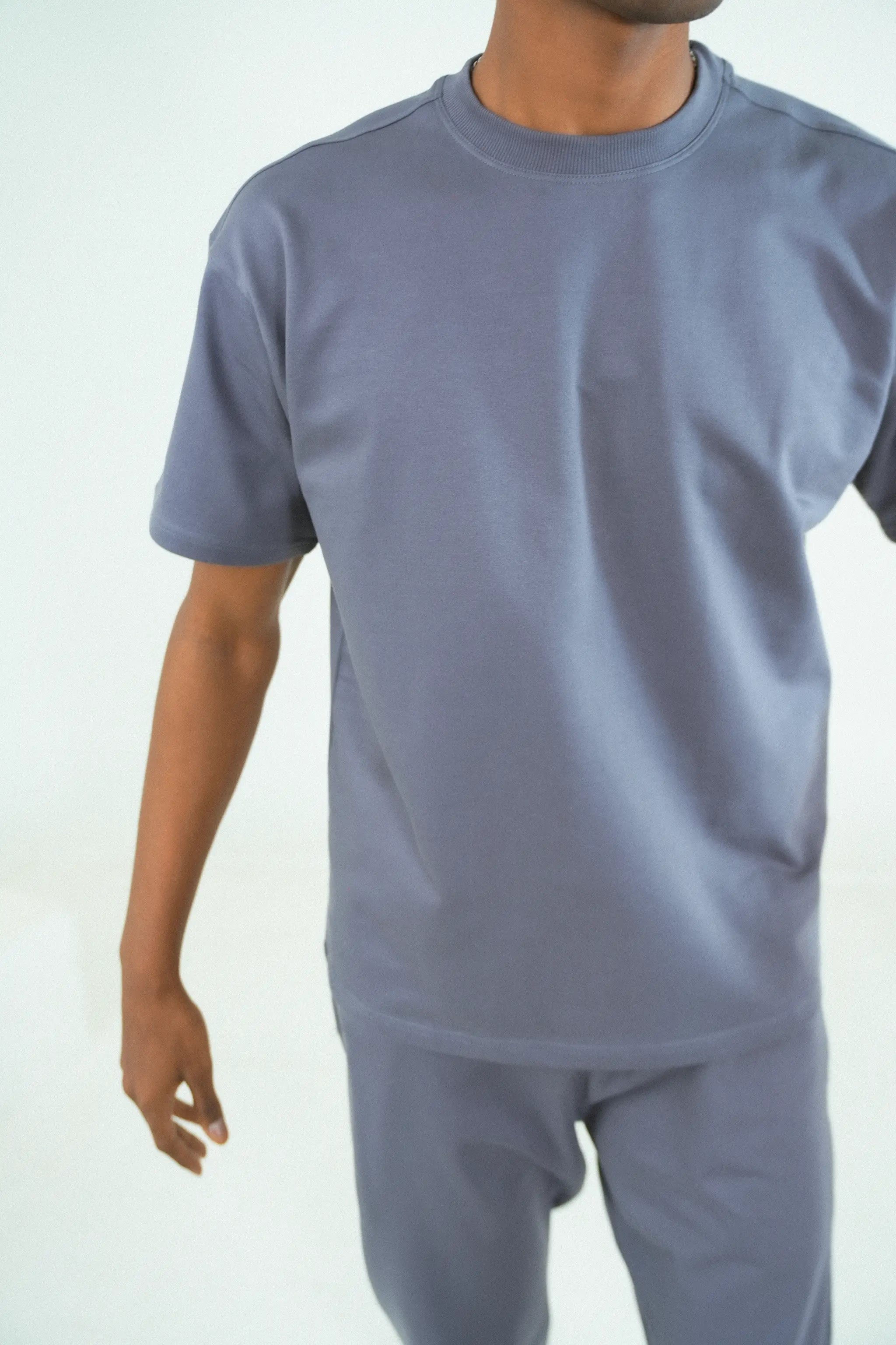 Solid Crew Neck Oversized Tee – Grey