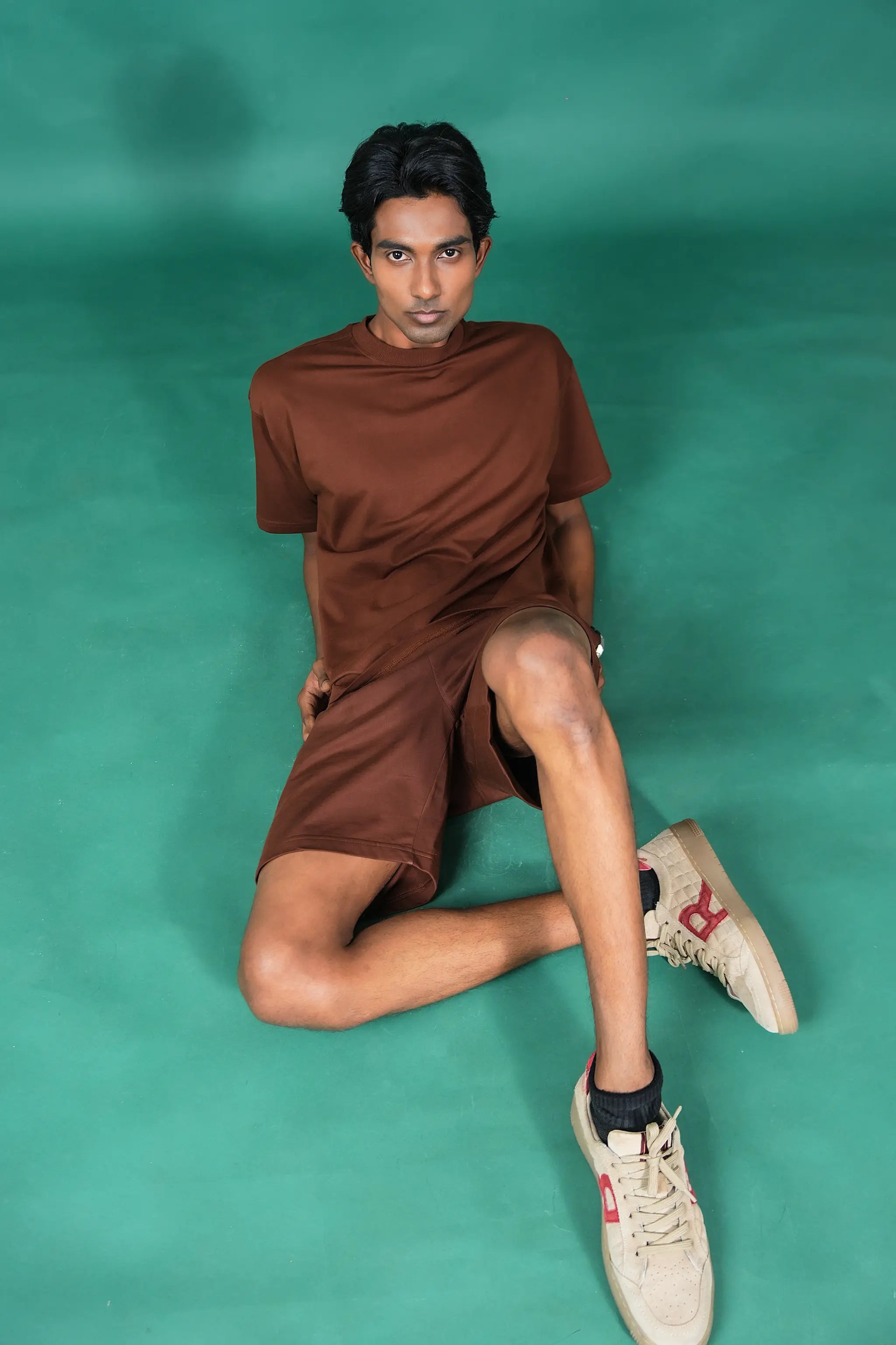 Relaxed Fit Shorts – Brown