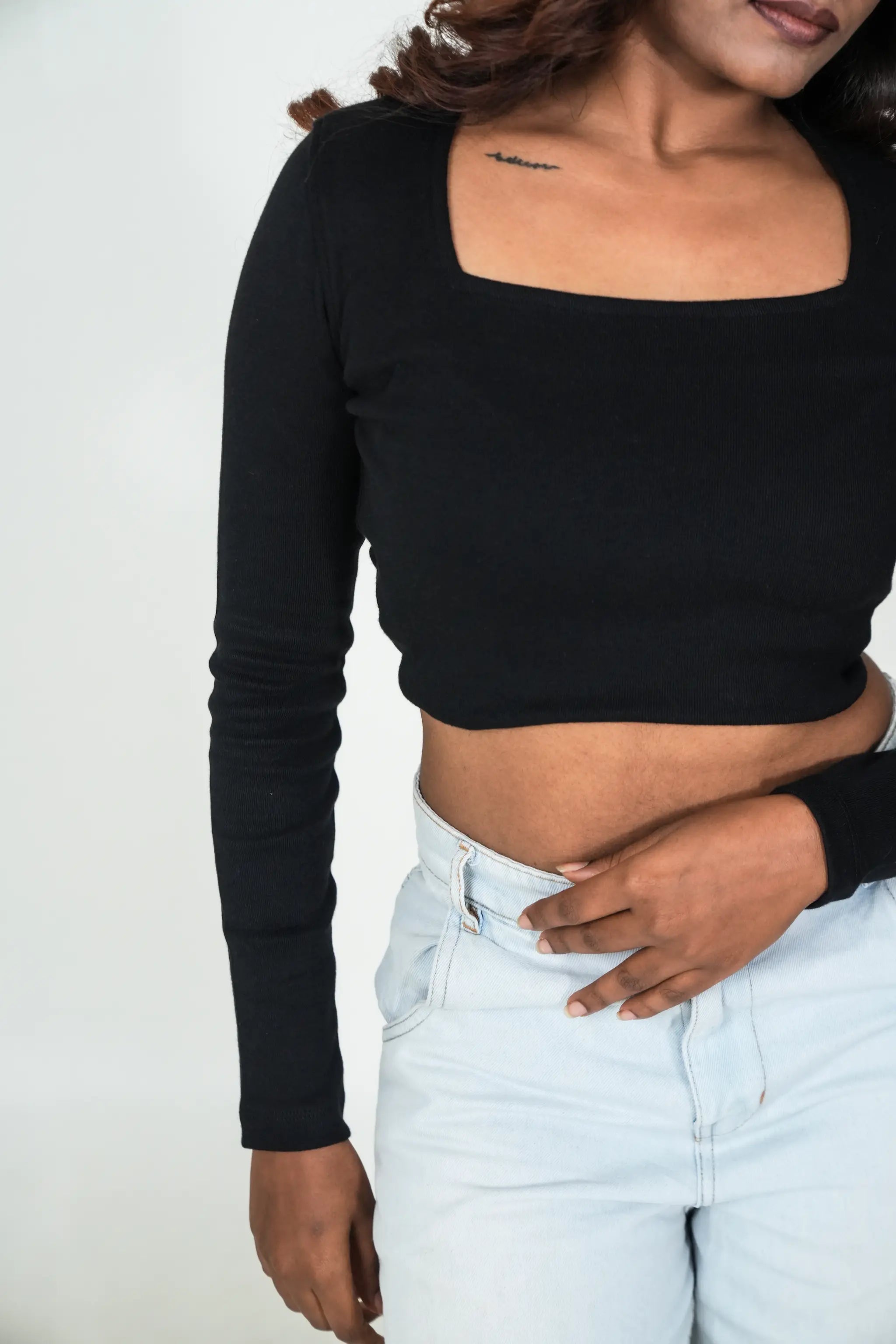 Ribbed Full Sleeve Crop Top – Black